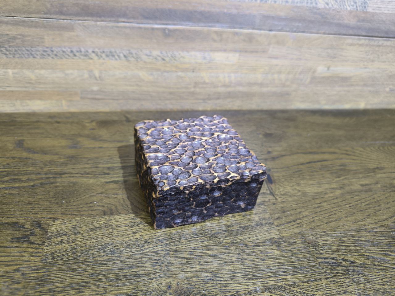 Шкатулка квадратна - Axis Wood